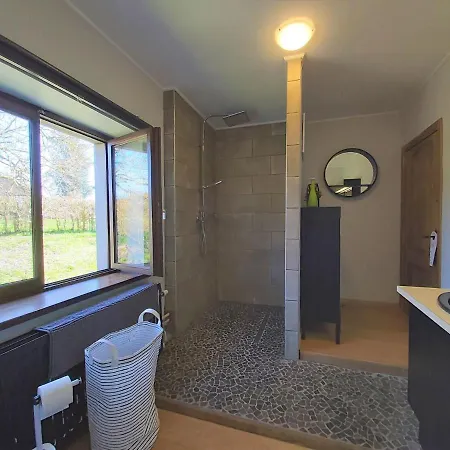 Charming Holiday In Sautour With Private Garden Сasa de vacaciones