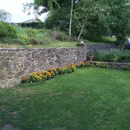 Charming Holiday In Sautour With Private Garden Сasa de vacaciones Philippeville